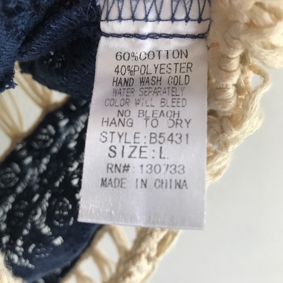 Umgee Navy Blue & Ivory Crocheted & Lace Top - Picture 4 of 6